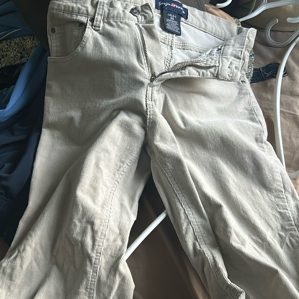 Being pants
